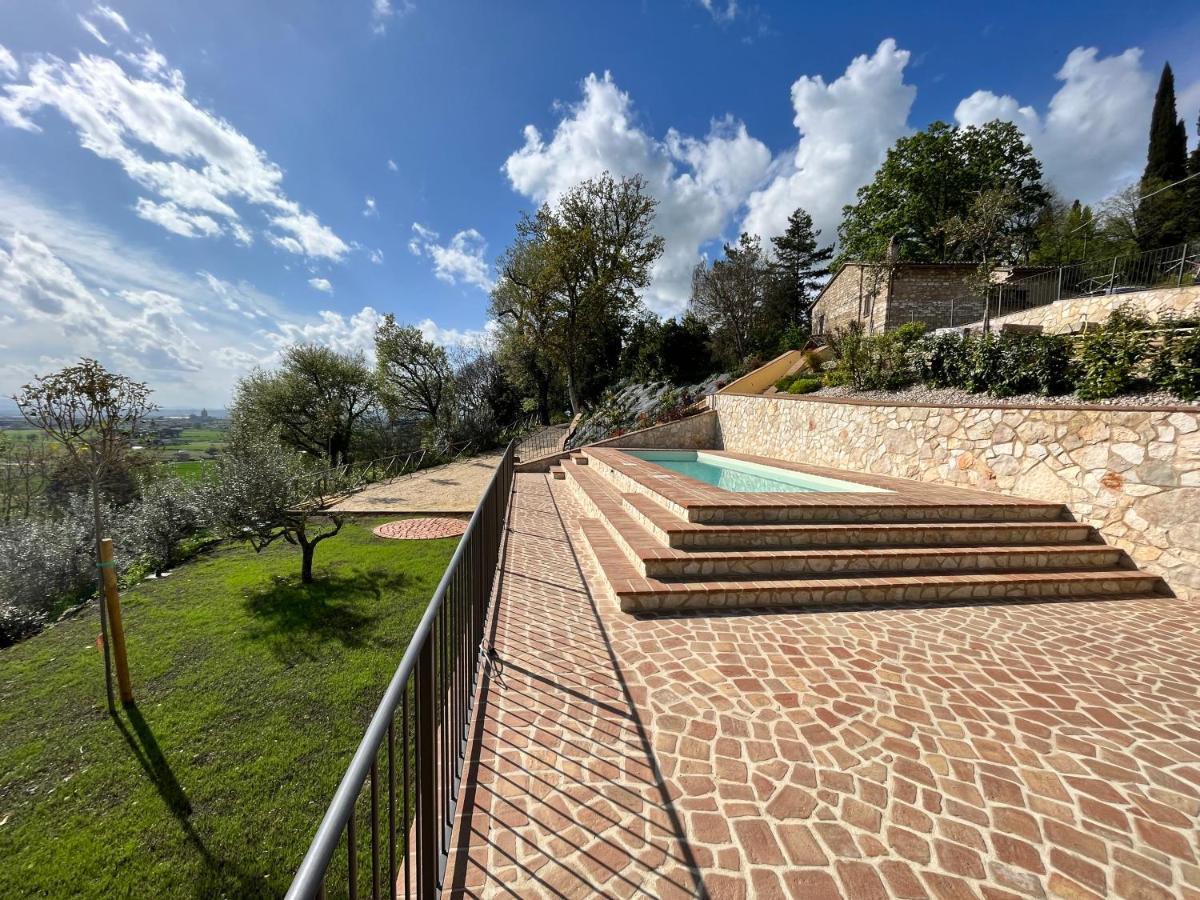 B&B Cantico Delle Creature Assisi Bagian luar foto