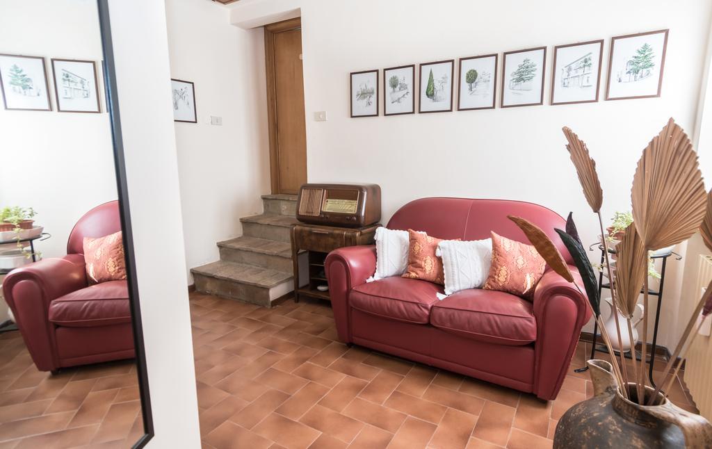 B&B Cantico Delle Creature Assisi Bagian luar foto