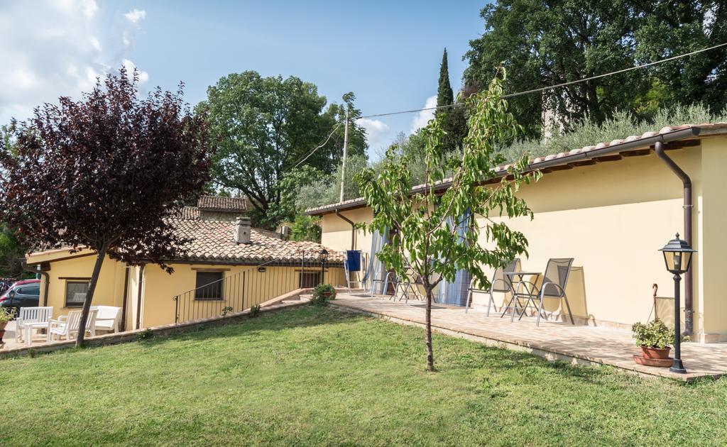 B&B Cantico Delle Creature Assisi Bagian luar foto